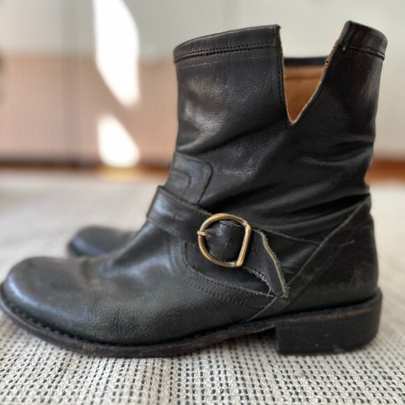 FIORENTINI + BAKER Eternity Eli Black Leather Motorcycle Ankle Boots sz 39.5 / 9 - Picture 1 of 11